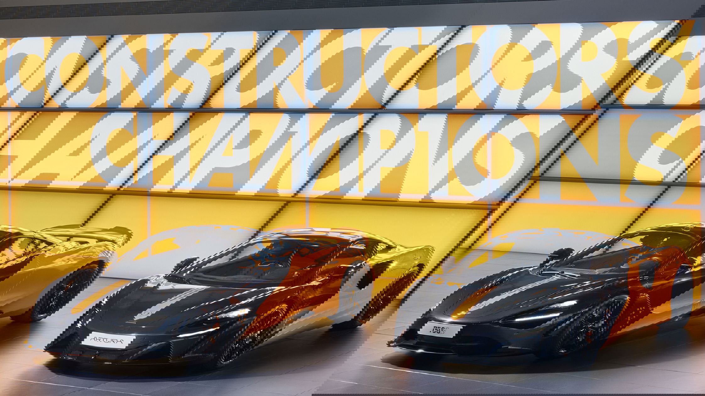 McLaren 750S and Artura MCL38 Celebration Editions